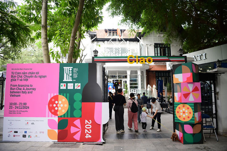 Food Fair From Fried Rice Balls to Bun Cha: A Journey Between Italy and Vietnam. Photo: Le Lai
