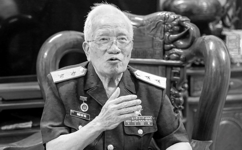 Lieutenant General, Hero of the People's Armed Forces Khuat Duy Tien - former Commander of the 3rd Corps, former Director of the Military Department, General Staff. Photo: Nguyen Lan