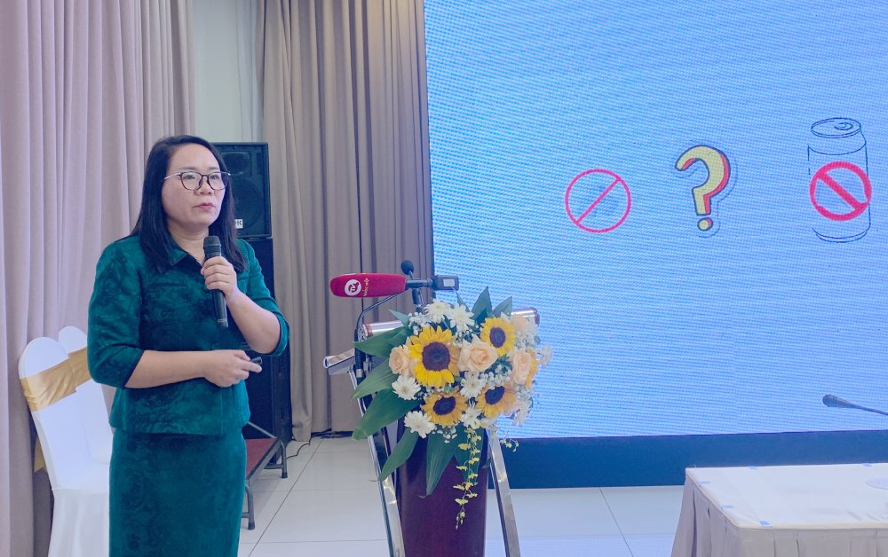 Associate Professor, Dr. Truong Tuyet Mai - Deputy Director of the National Institute of Nutrition - said that childhood obesity is a global problem that requires urgent action. Photo: T.Vuong