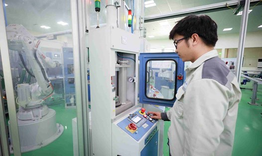 Trung tâm điều khiển ứng dụng công nghệ tại nhà máy sản xuất thép Hòa Phát - Dung Quất.Ảnh: Hải Nguyễn
