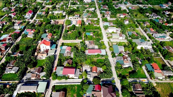 Many commune-level administrative units in Quang Binh that are merged will have many redundant officials. Photo: H. Huyen