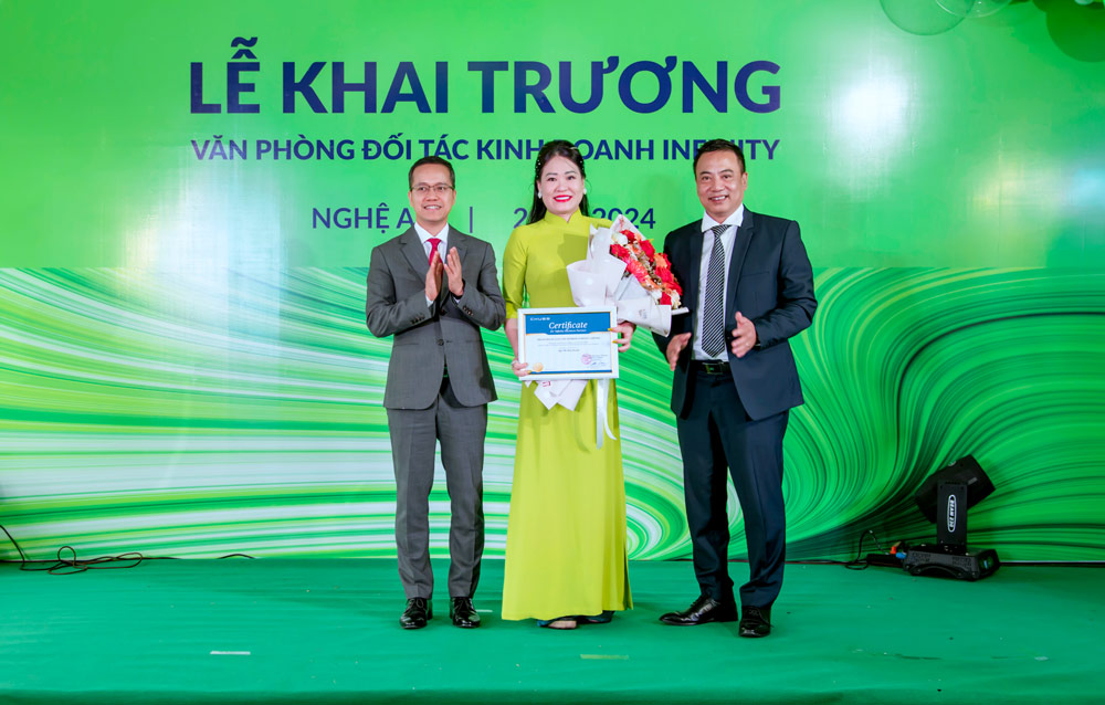 Chubb Life Vietnam opens Infinity business partner channel office in Nghe An. Photo: Provided by the company