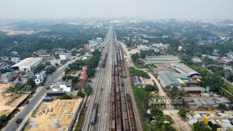 Thái Nguyên khởi động tuyến đường sắt kết hợp làm du lịch