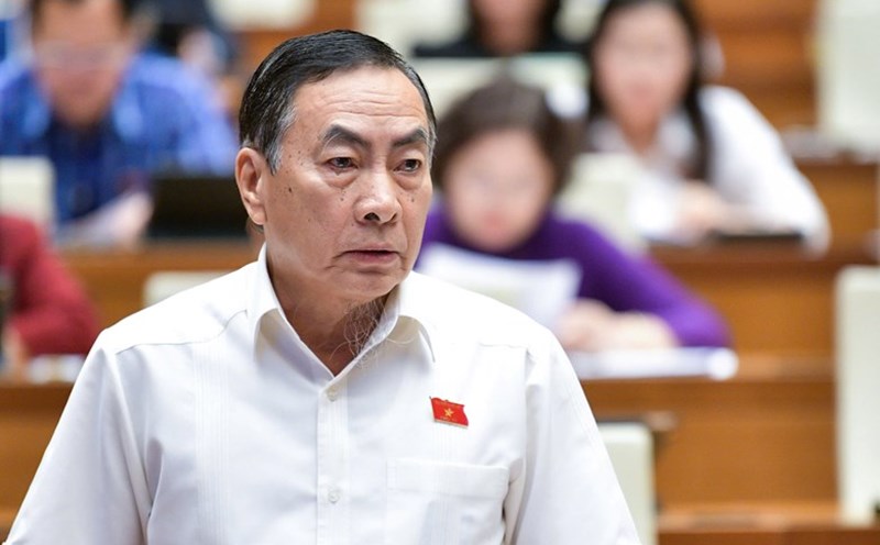 Delegate Pham Van Hoa (Dong Thap Delegation) commented on the Advertising Law at the meeting hall. Photo: National Assembly