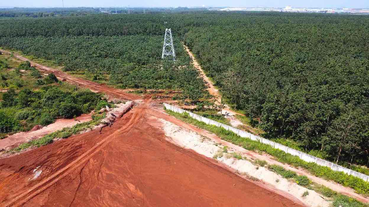 Long Thanh airport boundary fence. Photo: HAC