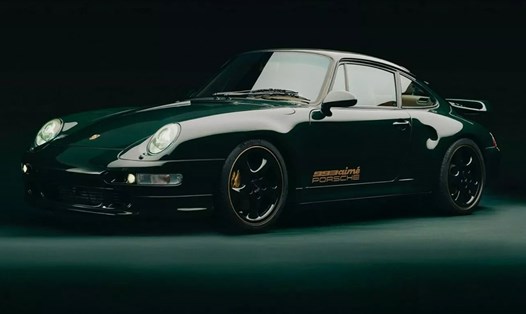 Siêu xe Porsche 993 Turbo hợp tác với thương hiệu thời trang Aime Leon Dore. Ảnh: Porsche