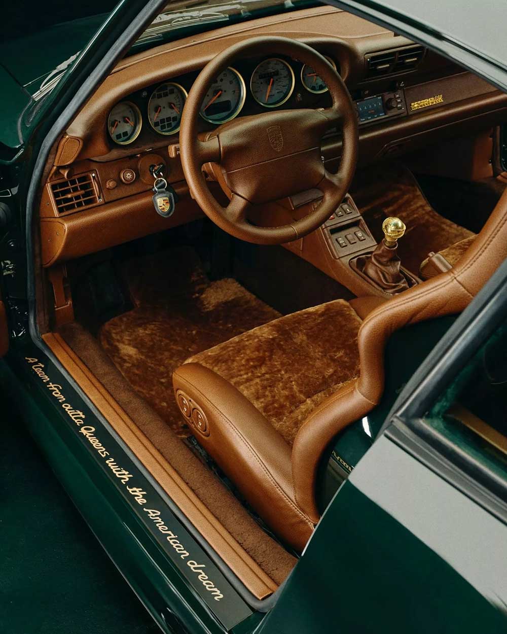 Can canh ngoai that xe. Anh: Porsche