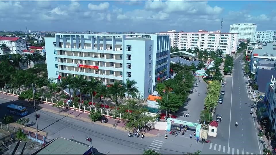 Thai Binh High School for the Gifted is the only high school that is allowed public cars. Photo: Thai Binh High School for the Gifted