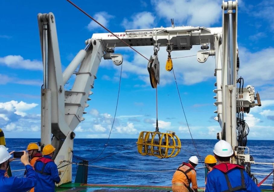 Trung Quoc che tao co may dau tien tren the gioi co kha nang dat cap ngam o Challenger Deep, noi sau nhat duoc biet den tren Trai dat va la mot trong nhung noi kho tiep can nhat tren hanh tinh. Anh: Dai hoc Hang hai Dai Lien