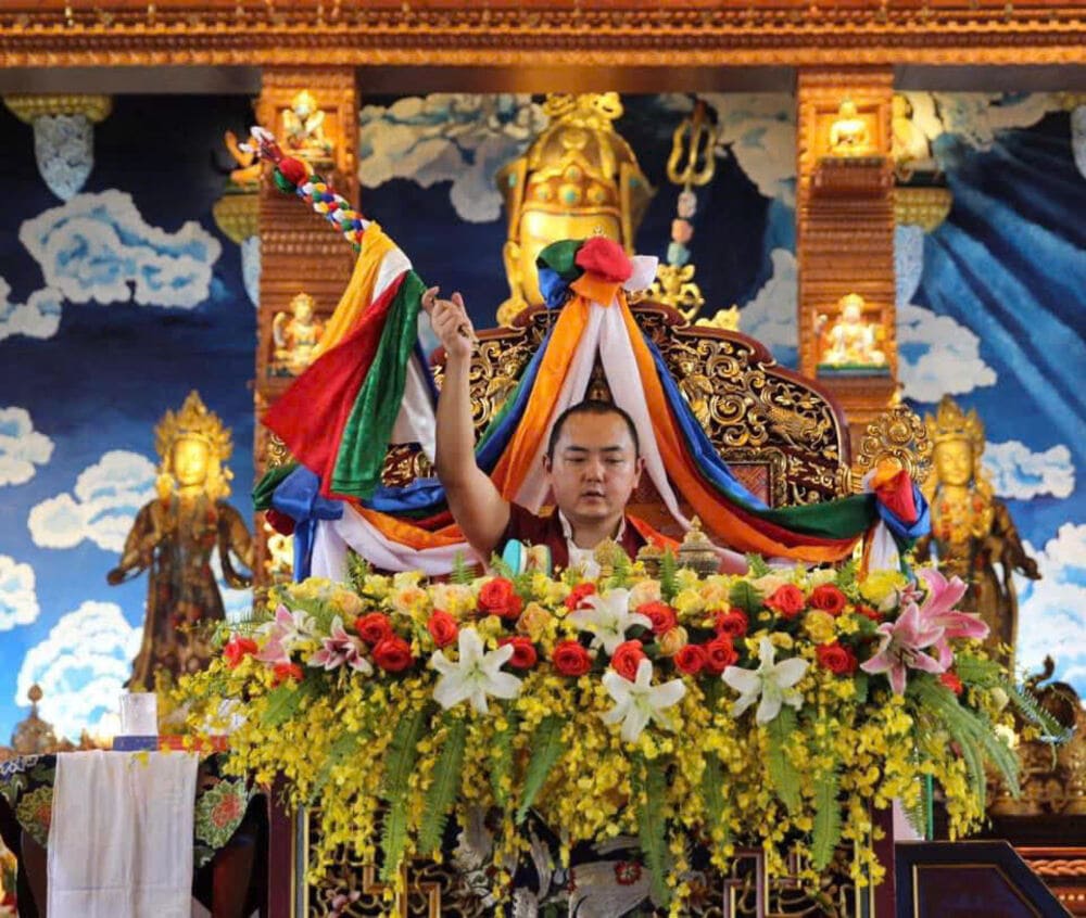 Duc Gyalwa Dokhampa duoc biet den voi hong danh Khamtrul Rinpoche, la bac Thay Phat giao Quoc te den tu Vuong quoc Bhutan. Anh: BTC