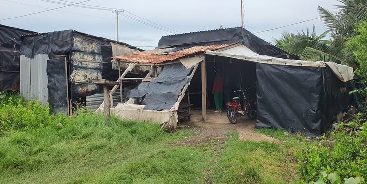 A makeshift house in Bac Lieu city, photo taken in September 2024. Photo: Nhat Ho