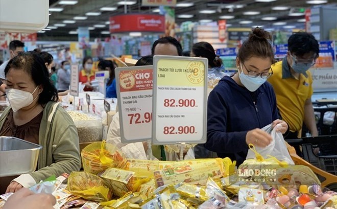 Businesses with revenue under 200 million VND per year do not have to pay VAT. Illustration: Ngoc Le