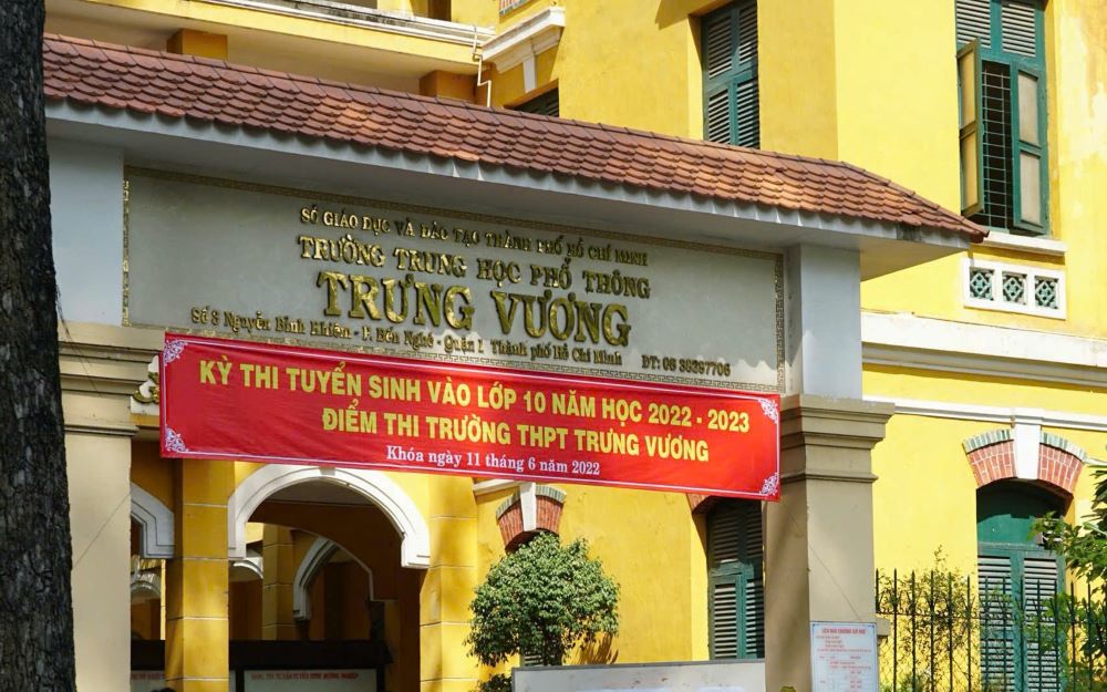 Truong THPT Trung Vuong (Quan 1, TPHCM), noi xay ra vu nam hoc sinh lop 11 tu vong. Anh: Dong Hoang