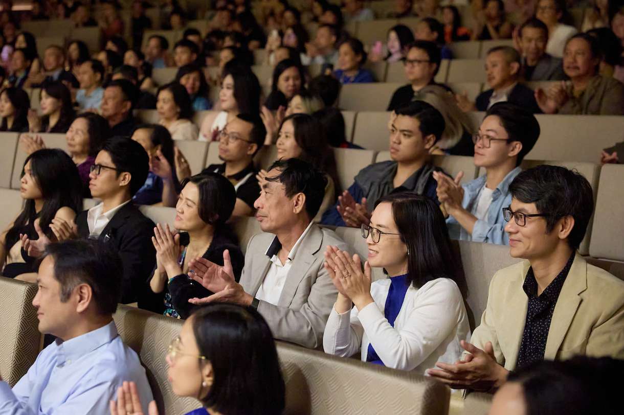 Khan gia am tay nong nhiet tai nhac dem The Vienna Concert. Anh: VPBank