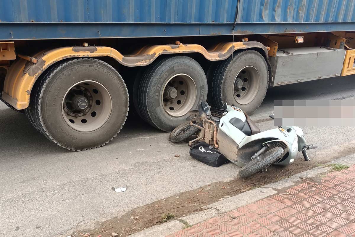 The accident occurred in village 6, Quang Chinh commune, Hai Ha district, Quang Ninh province. Photo: Provided by local people