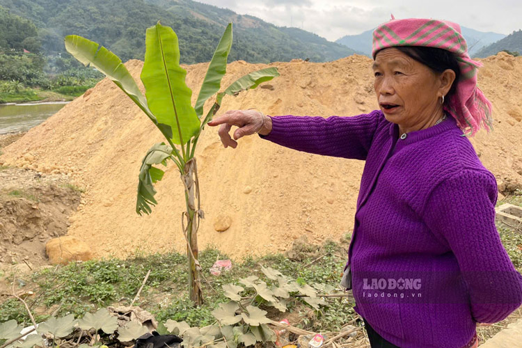 Dù dã nhiều lần phản ánh, nhưng cơ quan chức năng vẫn chưa có câu trả lời cho bà Hà Thị Ty. Ảnh: Đinh Đại