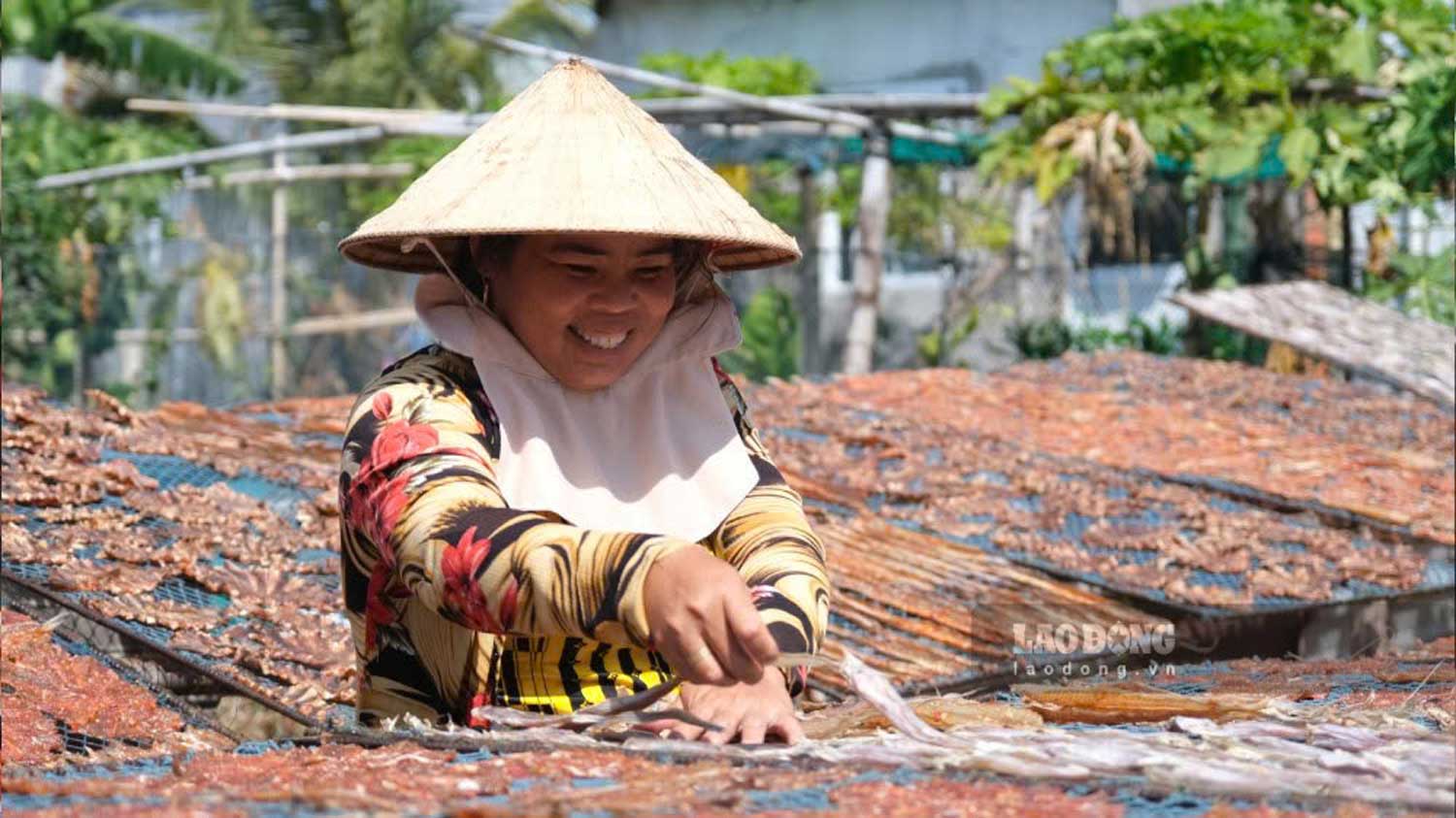 Nghe lam kho bat dau nhon 