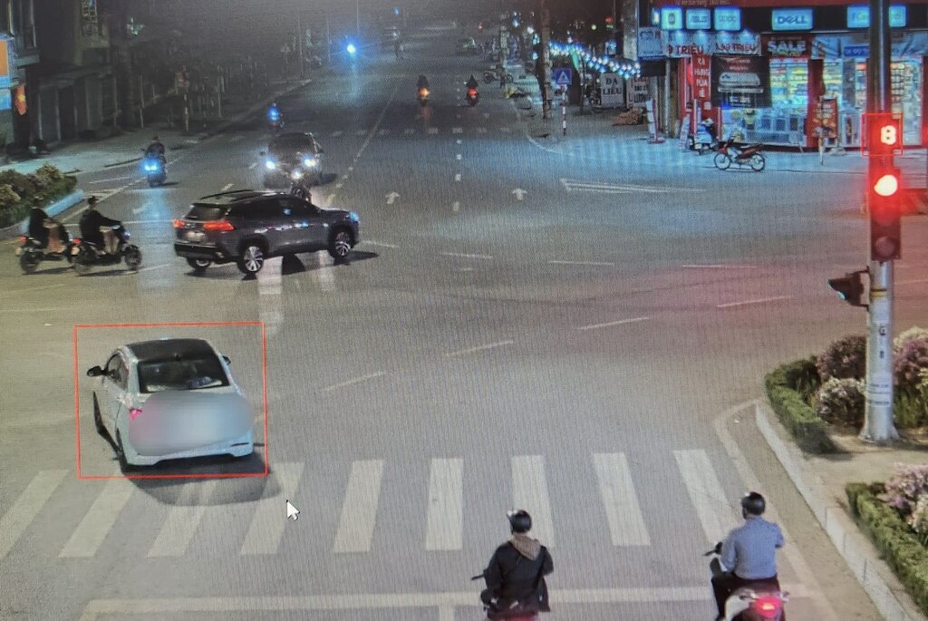 One of the vehicles fined from November 10 to November 16, 2024 in Hoa Binh province. Photo: Provided by the police