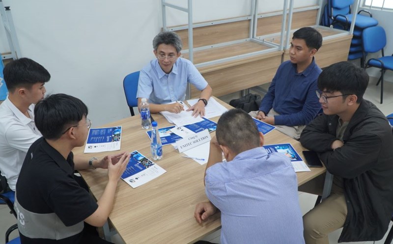 Most students of Ho Chi Minh City National University choose to work in Ho Chi Minh City. Photo: Chan Phuc