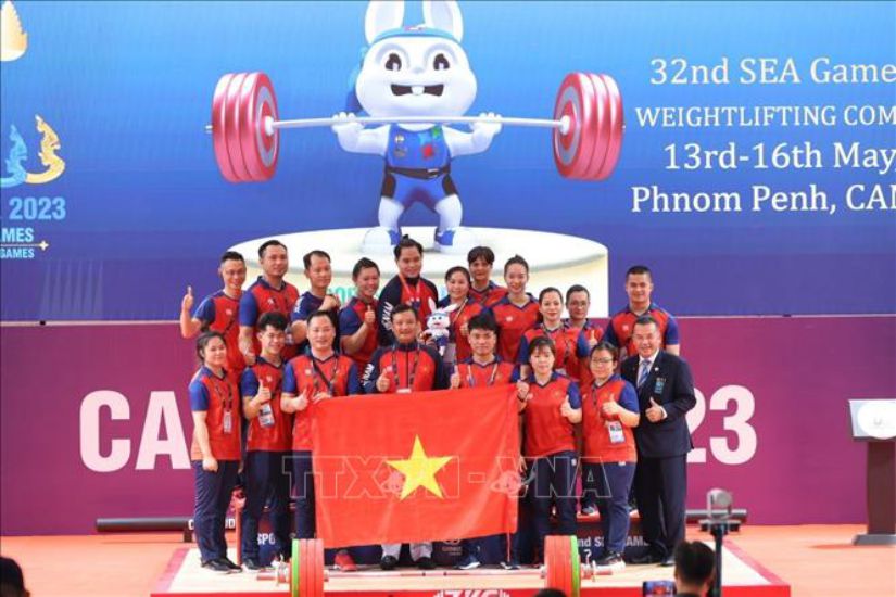 Vietnam weightlifting team at SEA Games 32. Photo: VNA