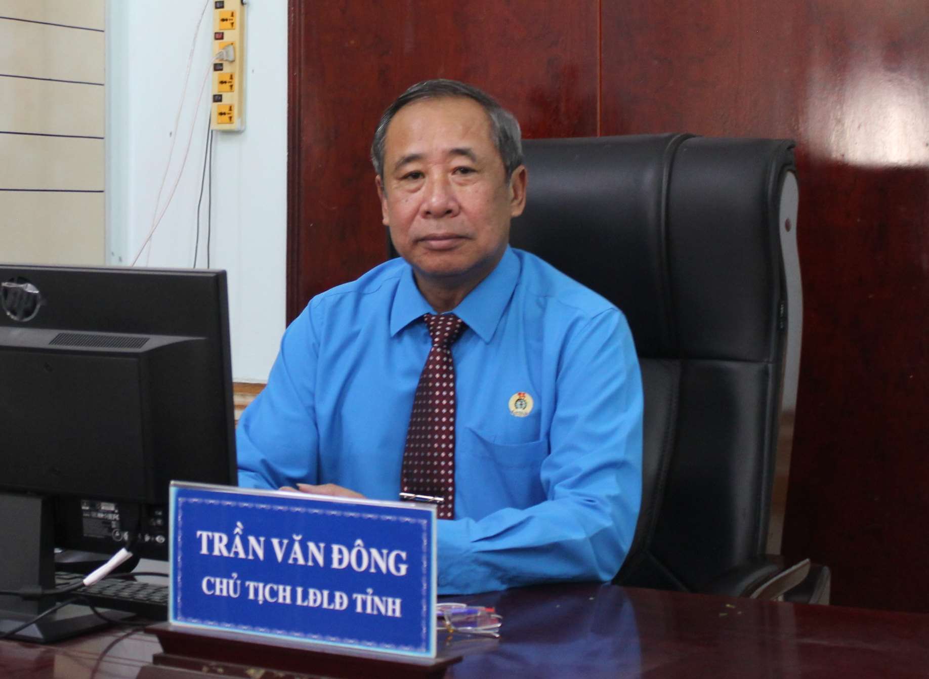 Ong Tran Van Dong - Chu tich LDLD tinh Ninh Thuan phan khoi khi Luat Cong doan (sua doi) duoc thong qua. Anh: Le Giang