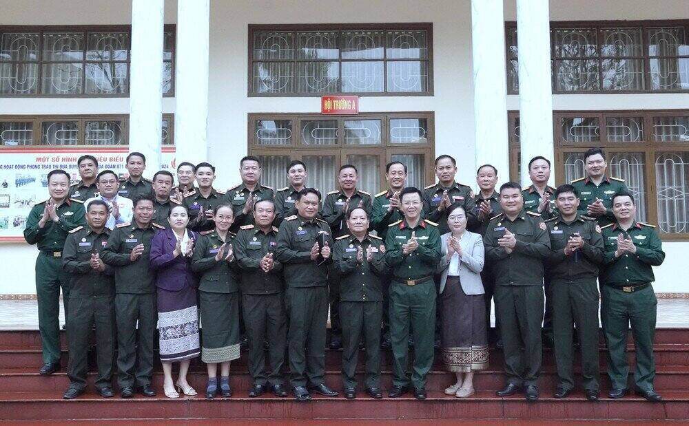 Lao People's Army officers and National Defense Trade Union officers at the 2024 training class. Photo: CDQP