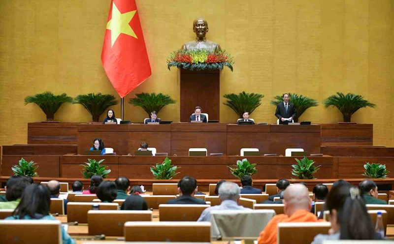 Proposing the National Assembly to approve the dismissal of the Minister of Finance and the Minister of Transport. Photo: Pham Thang