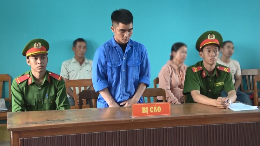 Hoang stabbed D (living in Phu Quoc City) seriously, then died. Photo: Van Vu