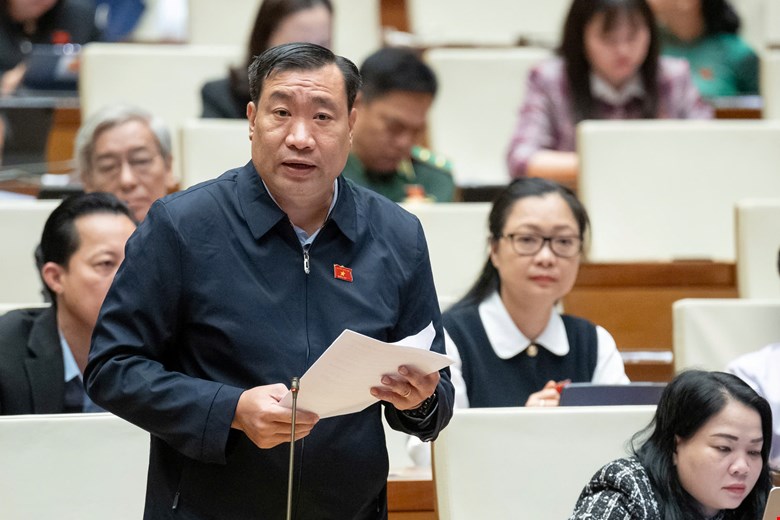 Delegate Thach Phuoc Binh (Tra Vinh delegation) proposed applying a preferential tax rate of 10% for press agencies. Photo: Quochoi.vn