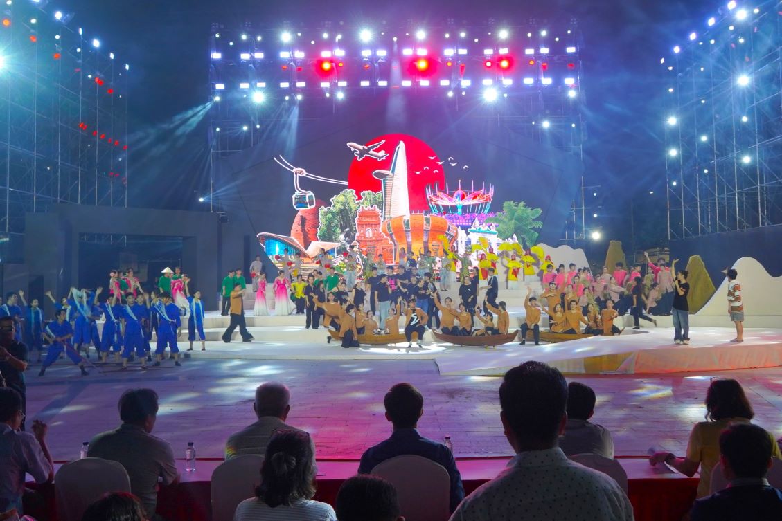 Huge investment for "quintessence of the river region" event in Can Tho