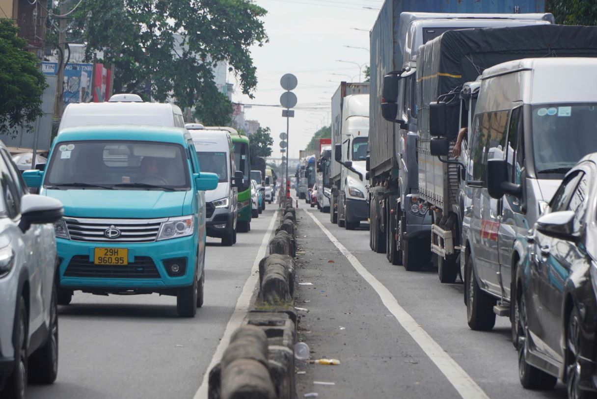 Quoc lo 22 la tuyen duong cua ngo Tay Bac duy nhat ket noi TPHCM voi cua khau quoc te Moc Bai (Tay Ninh), dong vai tro quan trong trong giao thuong voi cac nuoc ASEAN.