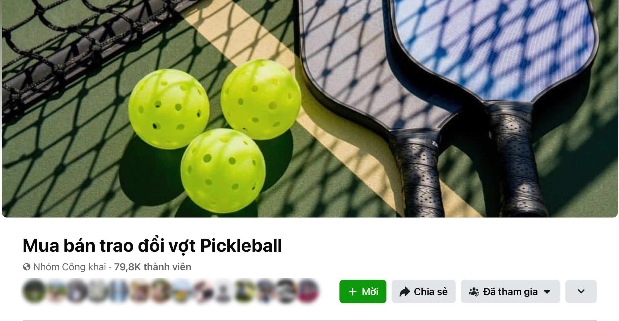 It is not difficult to find a place to exchange Pickleball rackets on social networks. Photo: Huong Nha