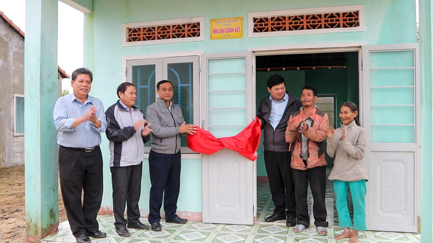 From 2021 to present, Quang Ngai has supported the construction and repair of houses for more than 9,000 poor and near-poor households with housing difficulties. Photo: Vien Nguyen