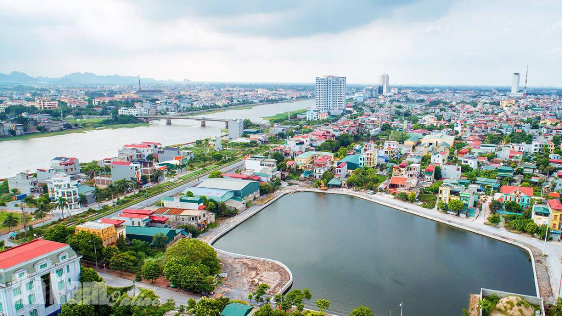 Recognizing Phu Ly city to expand inner city according to criteria of type II urban area, directly under Ha Nam province. Photo: VGP