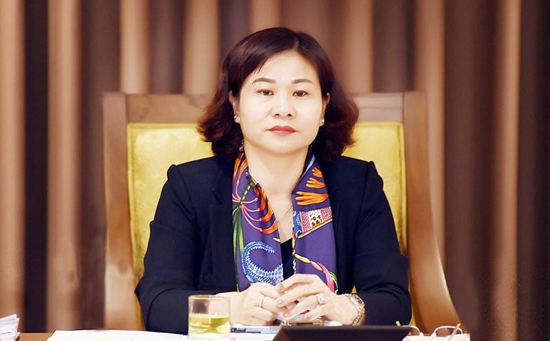 Ms. Nguyen Thi Tuyen participates as a member of the Central Emulation and Reward Council. Photo: Quang Thai