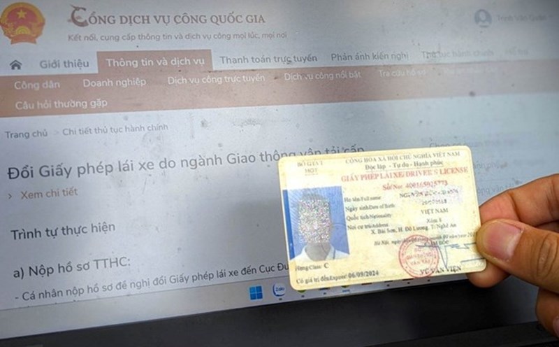 Ho Chi Minh City lacks driver's license blanks partly because many people misunderstand the regulations. Photo: Minh Quan