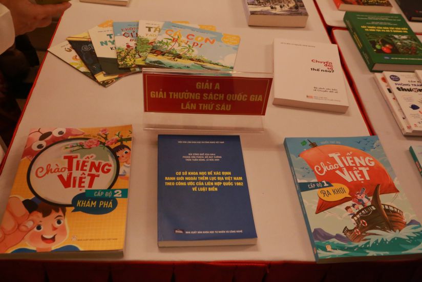 Outstanding works at the 6th National Book Awards, 2023. Photo: Thuy Trang