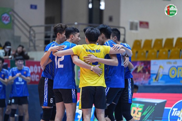 XSKT Vinh Long relegated 2 rounds early. Photo: VFV