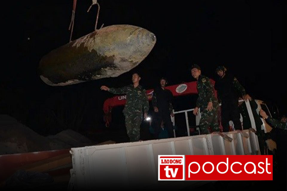 Morning news: 1,362kg bomb moved near Long Bien bridge