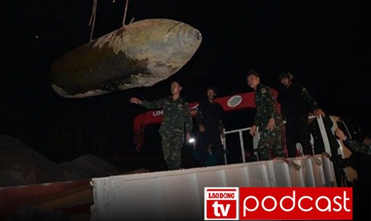 Tin sáng: Di dời quả bom nặng 1.362kg gần cầu Long Biên