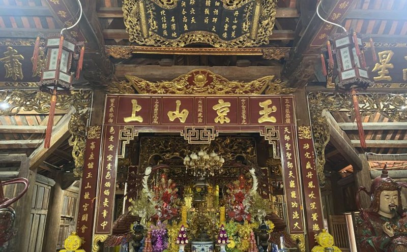 In the middle of the altar is a book.