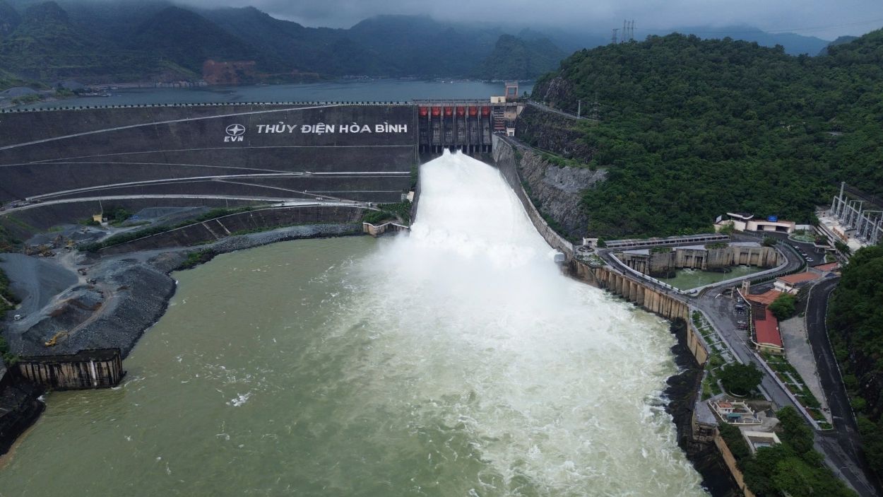 Hoa Binh Hydroelectric Reservoir. Photo: Minh Nguyen