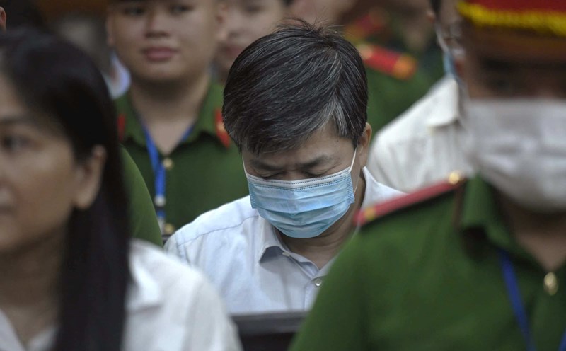 Sentenced to 28 years in prison for former Secretary of Ben Tre Provincial Party Committee.