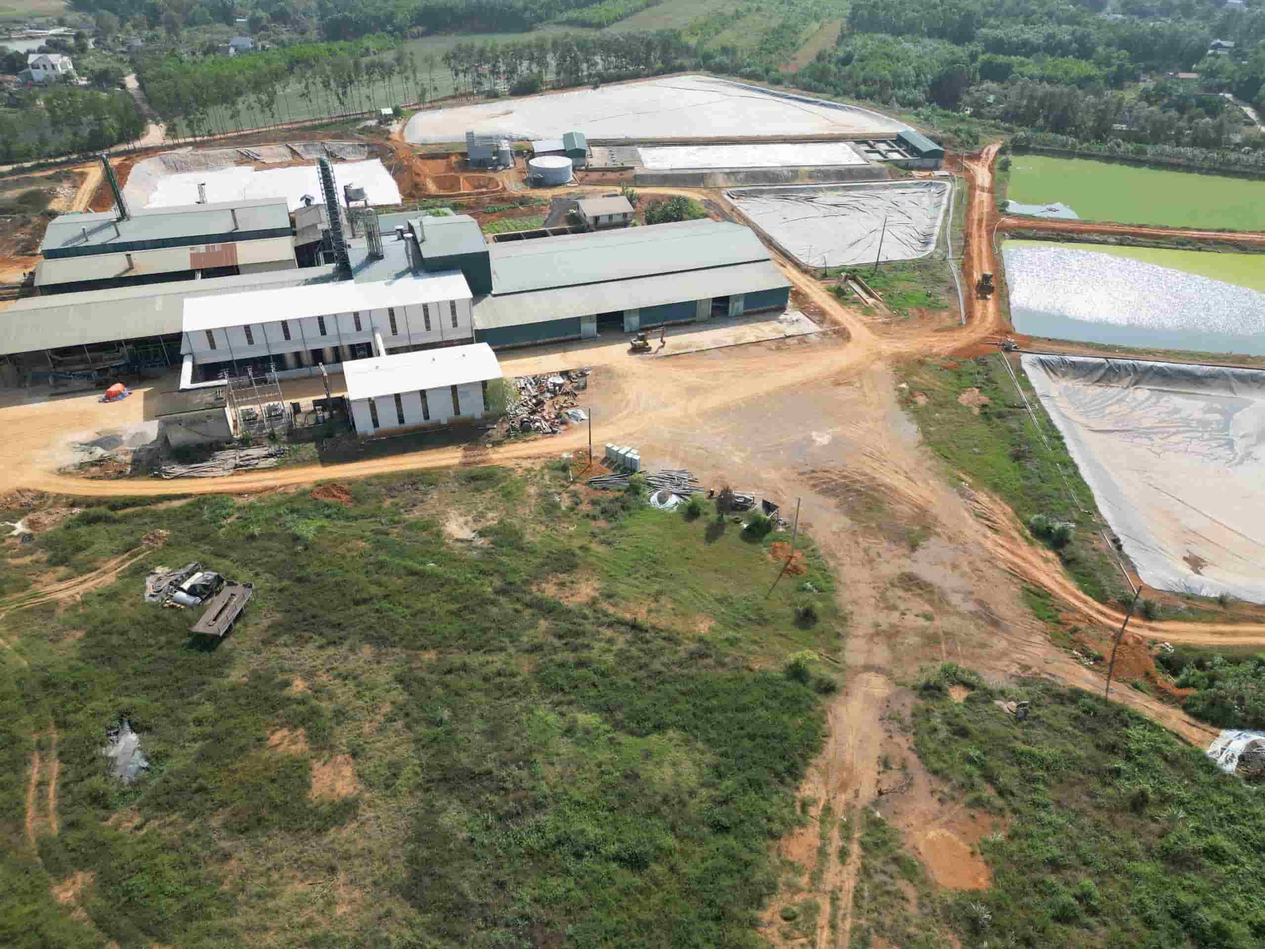 Nhà máy chế biến tinh bột sắn xuất khẩu Elmaco Ninh Bình, bị người dân tố xả thải gây ô nhiễm môi trường. Ảnh: Nguyễn Trường