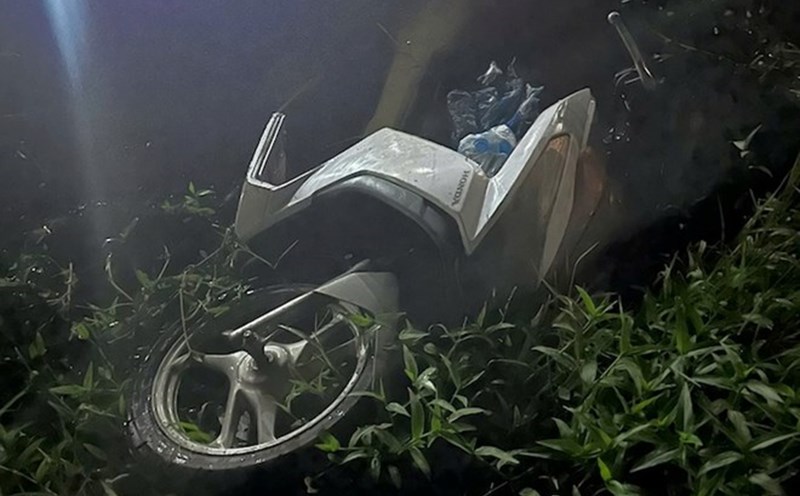 Young man fell into canal while following Google Maps. Photo: Lien Chieu District Police