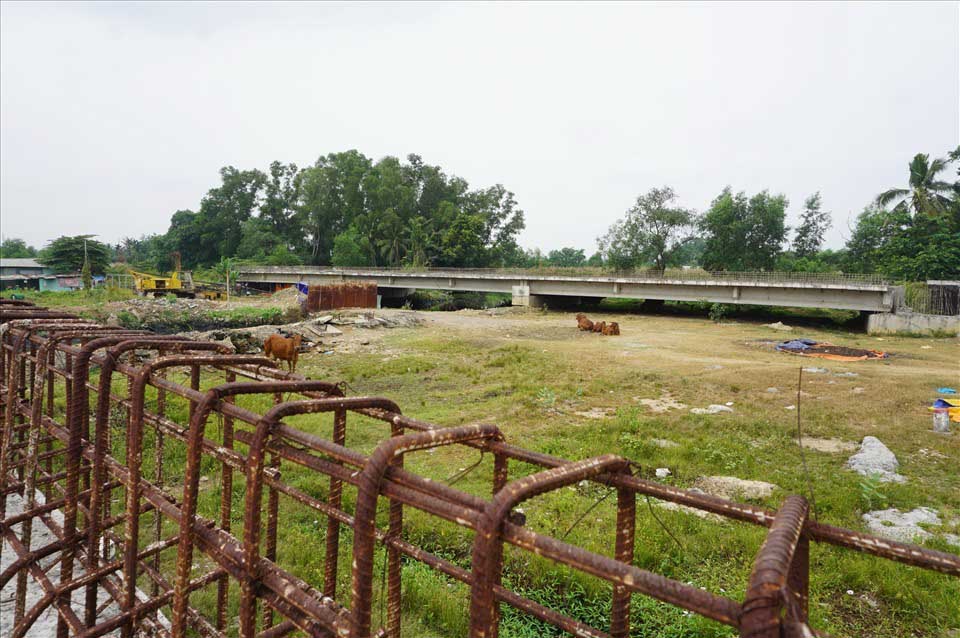 An unfinished BT project, at a standstill in Ho Chi Minh City. Photo: Minh Quan.