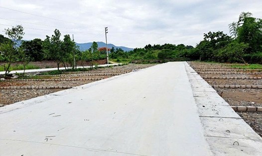 Chuyên gia khuyến cáo nhà đầu tư cẩn trọng khi mua đất nền thời điểm này. Ảnh minh họa: Lục Giang