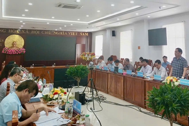 Kiểm tra công tác kiểm tra, xử lý, rà soát, hệ thống hóa văn bản quy phạm pháp luật tại tỉnh Sóc Trăng. Ảnh: Bộ Tư pháp
