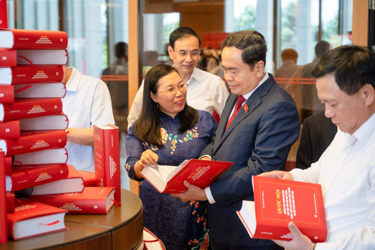 National Assembly Chairman Tran Thanh Man at the book launch ceremony "The National Assembly in the process of innovation to meet the requirements of building and perfecting the socialist rule-of-law state of Vietnam". Photo: Pham Thang