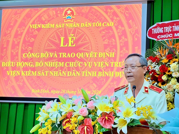 The new Chief Justice of Binh Dinh Provincial People's Procuracy speaks upon receiving the appointment decision. Photo: Binh Dinh Provincial People's Procuracy